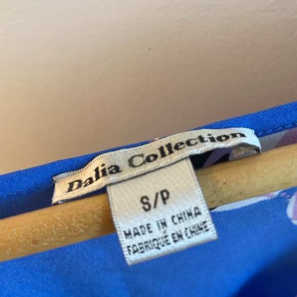 Blue button blouse - Picture 2 of 3